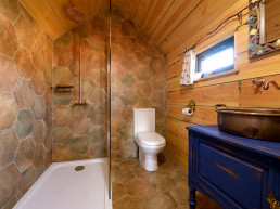 Fully equipped luxury cabins in the Cairngorms | Sweet Donside Cabins and Sweetheart Cottage
